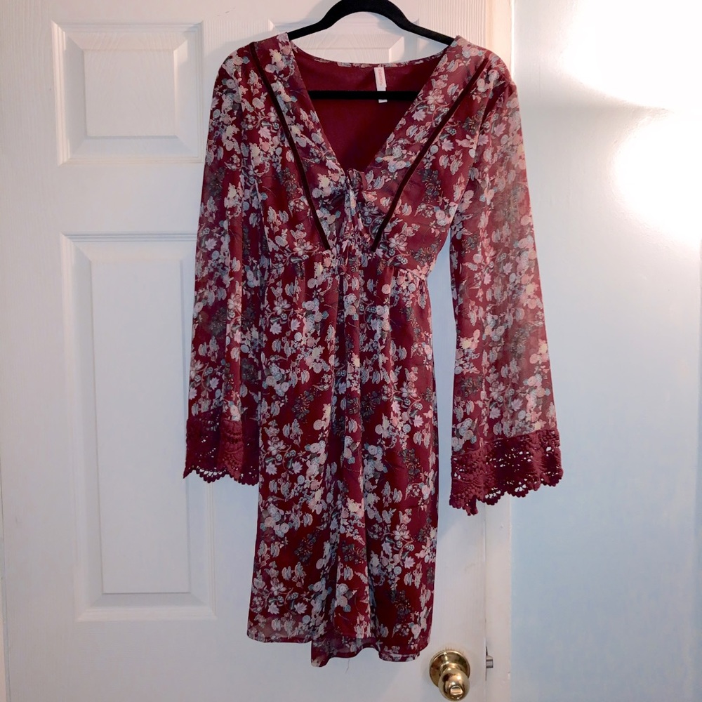 Bell sleeve mini dress